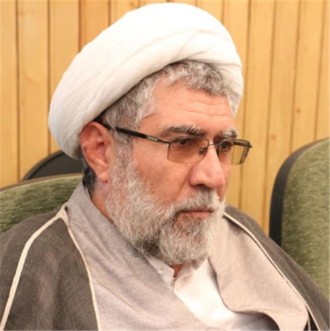 فتوای عجیب یک آیت الله علیه یک روحانی: حکم کفر و خروج از دین بر او صادق است!