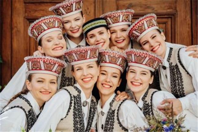 شوهران اجاره‌ایی در لتونی