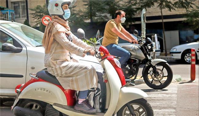 بانوان موتورسوار باید بیمه داشته باشند