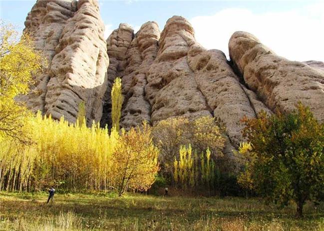 ۲۵ گردشگر در الموت مفقود شدند