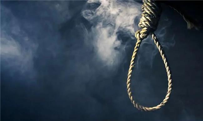 مجید آدینه  صبح امروز در کرج با طناب دار اعدام شد.