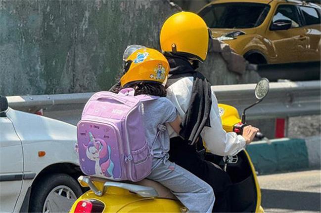 چند زن موتور سوار بر اتر تصادف جان باختند؟