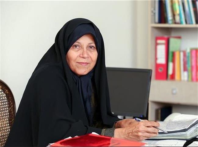 فائزه هاشمی: زنان  اصولگرا هم از رئیس جمهور زن حمایت می‌كنند