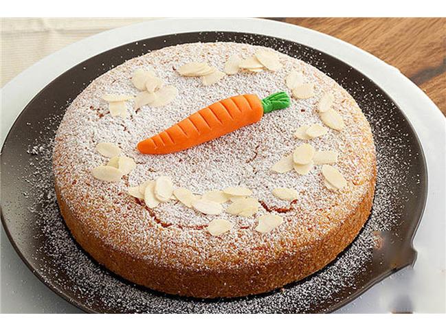 چگونه بدون فر کیک هویج درست کنیم