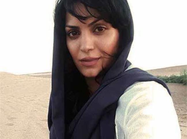 مهرنوش مقیمی بازیگر سریال کلبه ای در مه کیست 