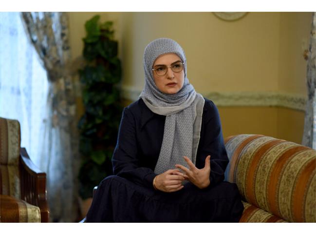 ناگفته های بازیگر مریم شیرازی بازیگر نقش نسرین در سریال برف بی صدا می بارد