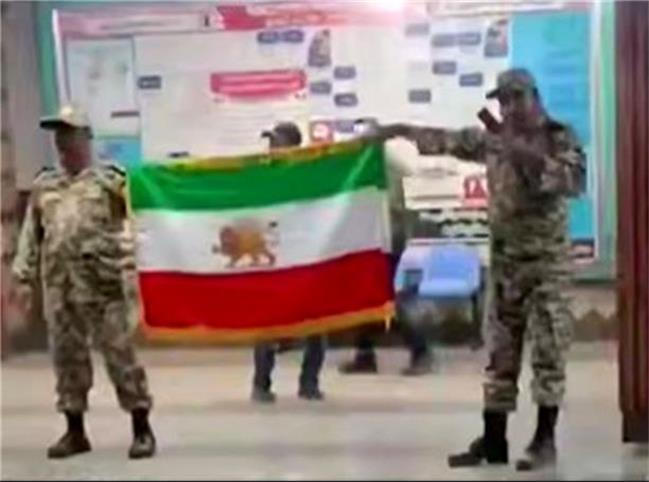 دستگیری دو متهم که با لباس ارتشی در مترو تهران جنجال به پا کردند