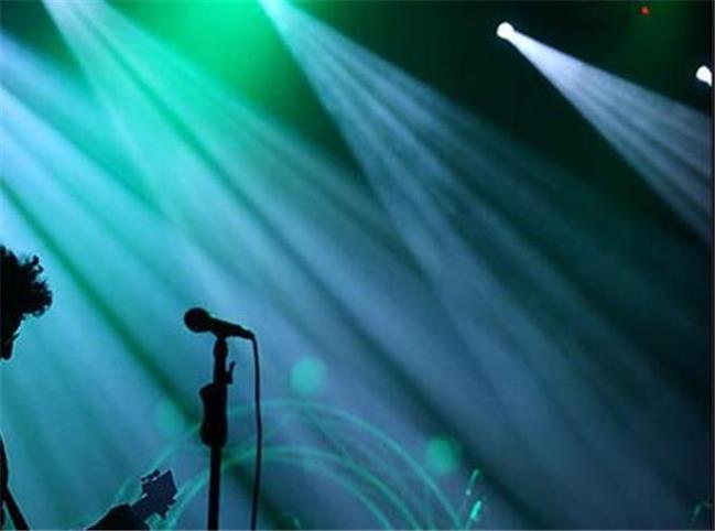 درخواست ۵خواننده‌ مشهور لس‌آنجلسی؛‌ اجازه دهید به ایران برگردیم