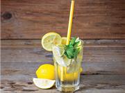 چرا باید هر روز آب و لیمو بنوشیم