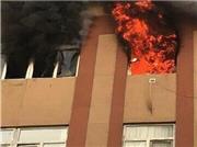 مرگ تلخ مادر در شعله‌هایی که از دعوای پدر و پسر زبانه کشید